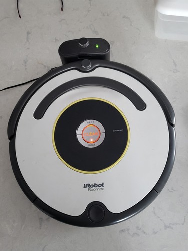 Irobot roomba 620 vacuuming - roomba,