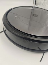 Robot aspirateur et laveur